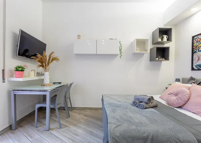 Holiday Homes Rome - Portuense 21 - Studio With Little Private Garden